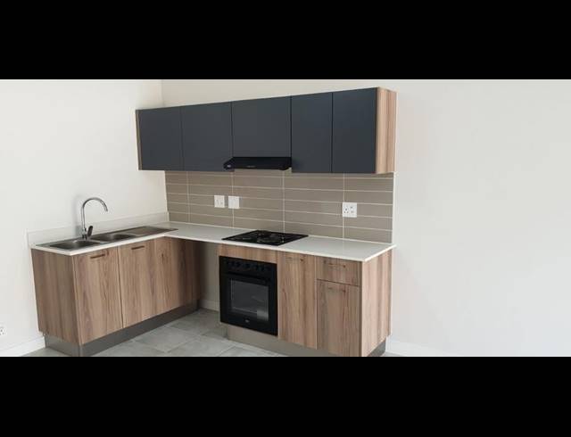 2 BEDROOM PROPERTY TO RENT IN GREENBAY ECO ESTATE